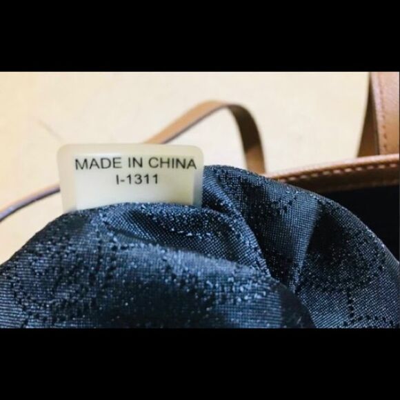 Michael Kors Kempton tote - Picture 12 of 12